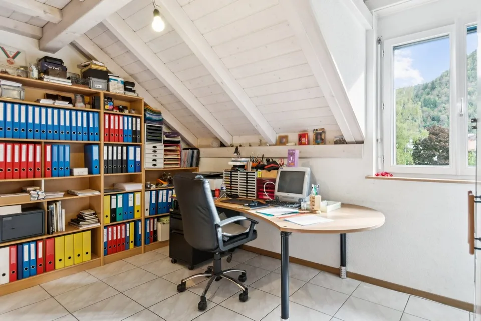 Prächtiges Dachgeschoß-Duplex mit 6.5 Zimmern - Eleganz der Raumvolumes – Foto 12 von 13