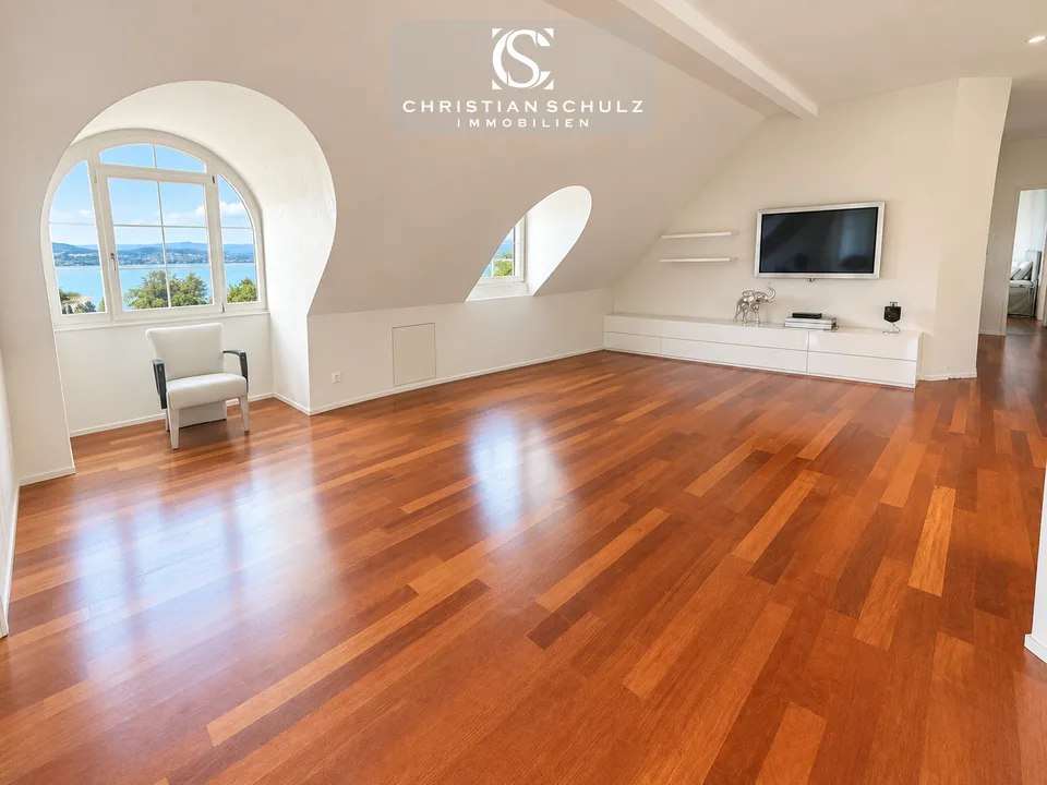 Exklusive 9-Zimmer-Maisonettewohnung mit traumhafter Seesicht, Spa und privatem Lift – photo 15 sur 21