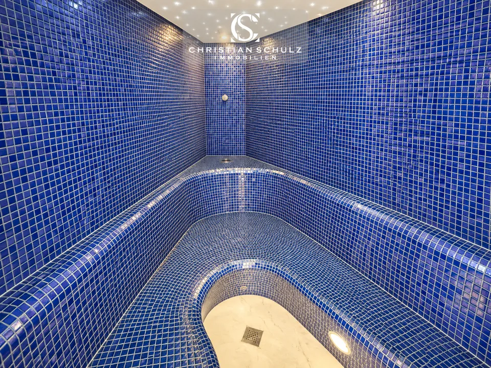 Exklusive 9-Zimmer-Maisonettewohnung mit traumhafter Seesicht, Spa und privatem Lift – photo 13 sur 21