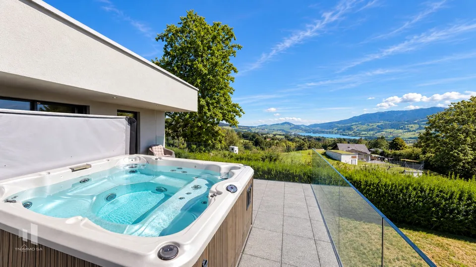 Moderne Villa in Gruyère mit Pool – Foto 6 von 16
