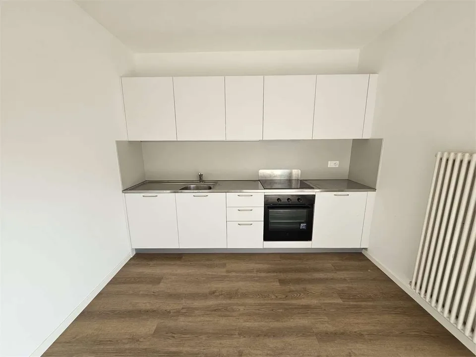 Chiasso, Miete grosszügige 3.5-Zimmer-Wohnung mit Balkon – Foto 4 von 10