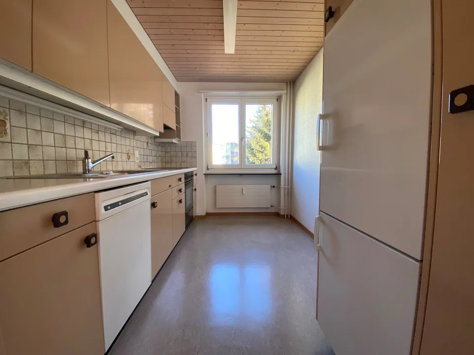 Quartiere residenziale tranquillo e soleggiato