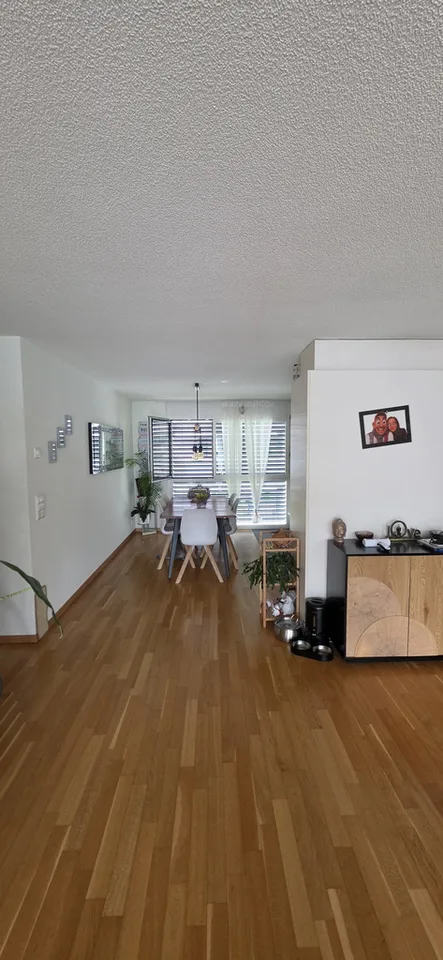 LIVING WITH A GREAT VIEW