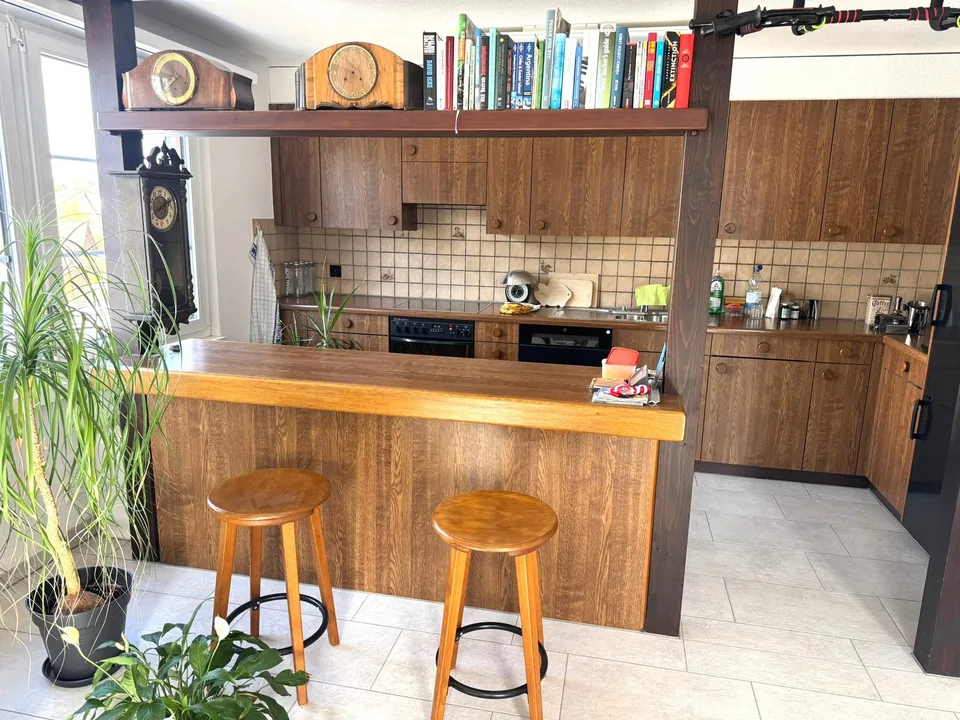 LOTS OF SPACE IN YOUR NEW HOME - Spacious 3.5-room attic apartment for rent.