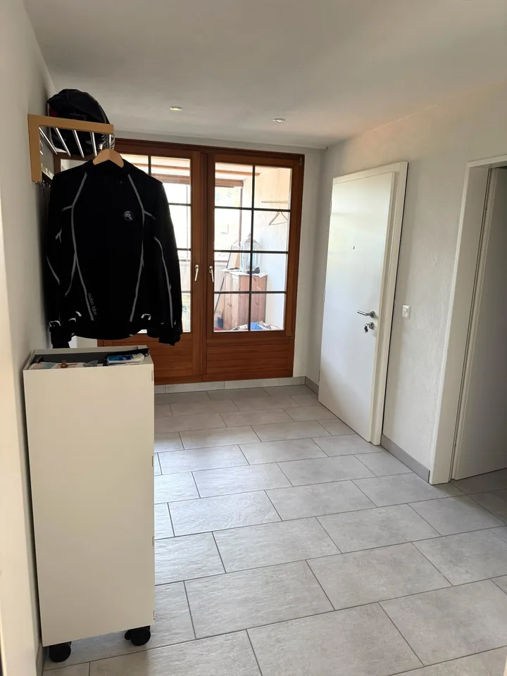 LOTS OF SPACE IN YOUR NEW HOME - Spacious 3.5-room attic apartment for rent.
