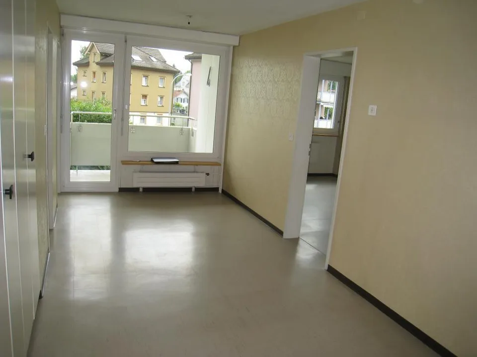 Grossflächige und heimelige 2.5 Zimmerwohnung in Uzwil!