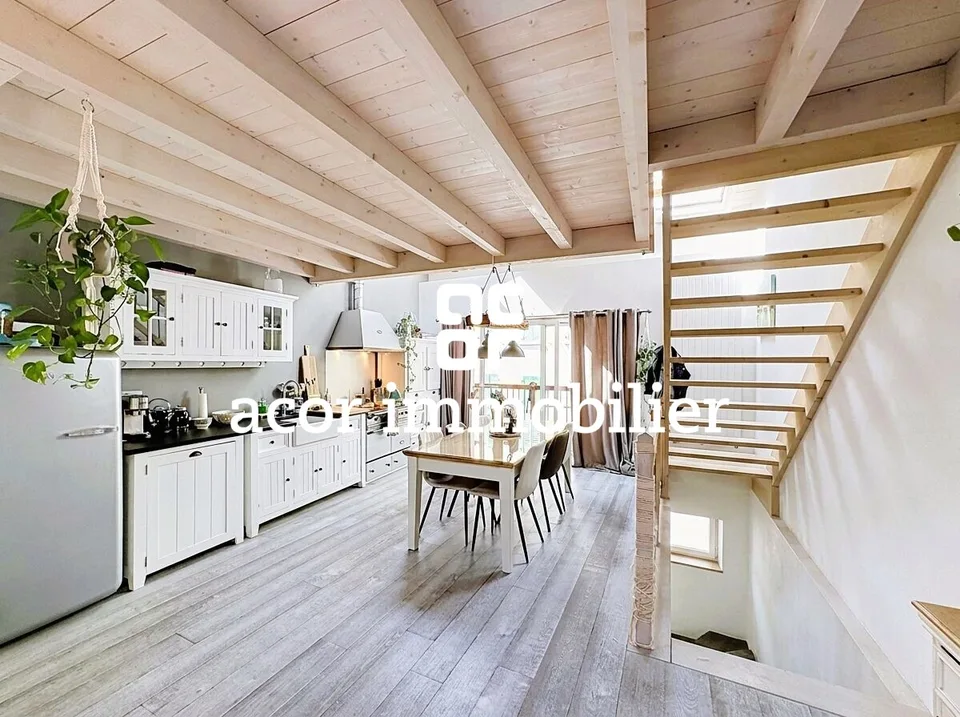 Ardon - Ungewöhnliches Haus im Herzen des alten Dorfes – Foto 3 von 9