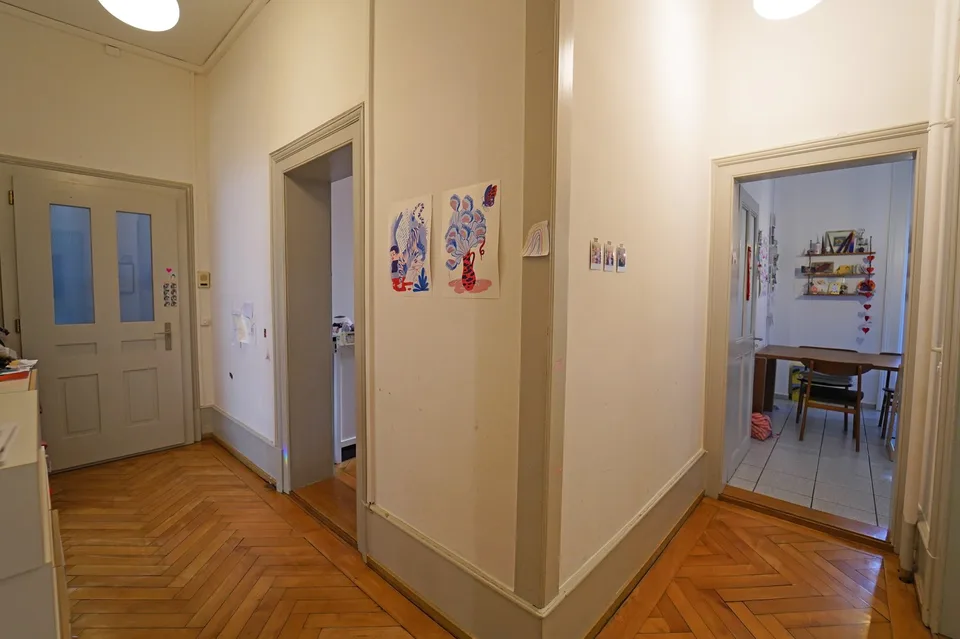 3½ ZI-WOHNUNG IN BERN - BREITENRAIN, MÖBLIERT, TEMPORÄR – foto 2 di 9