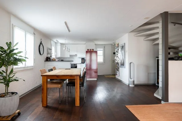 Grosszügige 4.5-Zimmer-Maisonette-Wohnung in Utzenstorf – Foto 2 von 21