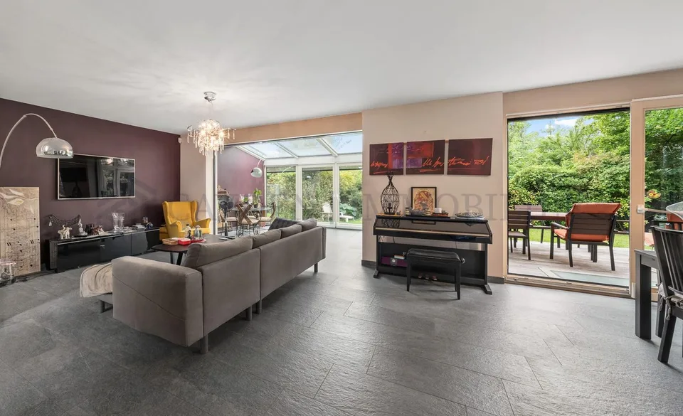 Villa bifamiliare Minergie con giardino alberato superbo! – foto 5 di 23