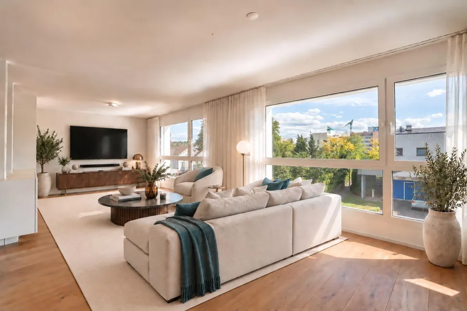 Moderne und gepflegte 4.5-Zi. Wohnung mit grossem Balkon – Foto 3 von 10