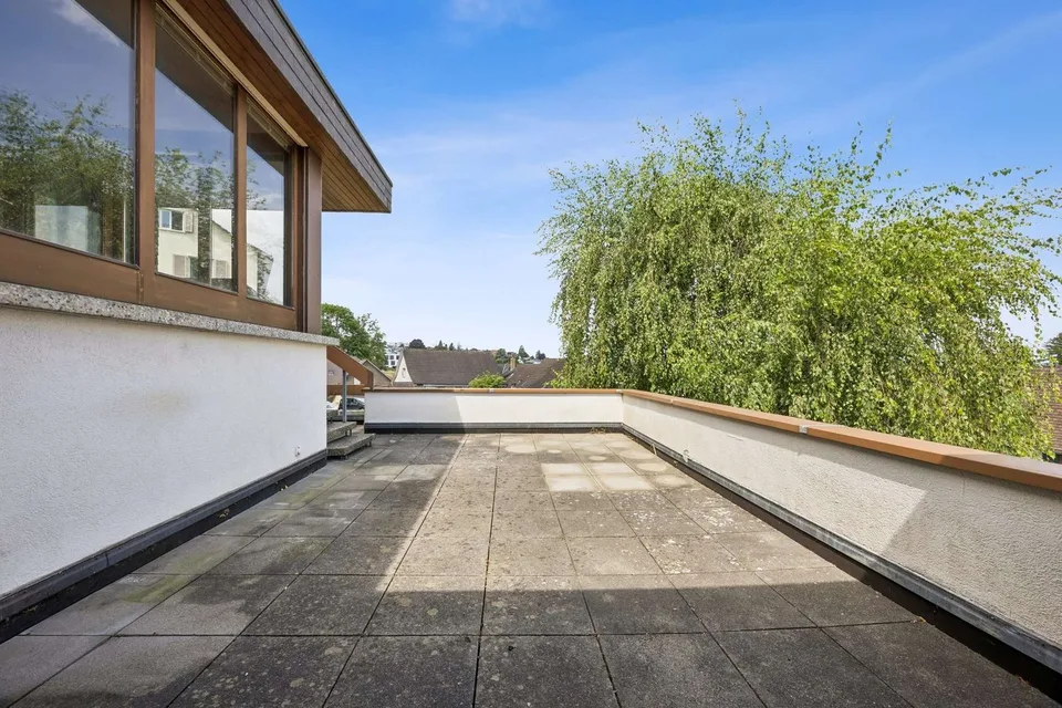 Appartement attique exclusif de 5,5 pièces avec vue sur le lac – photo 11 sur 13