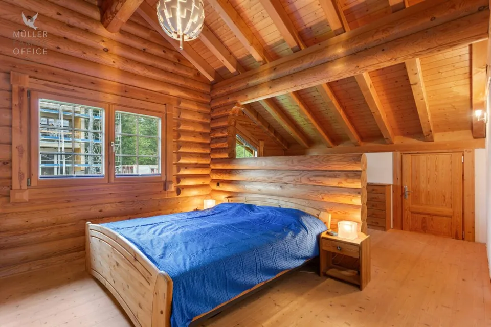 Casa in legno esclusiva con fascino alpino inconfondibile – foto 9 di 13