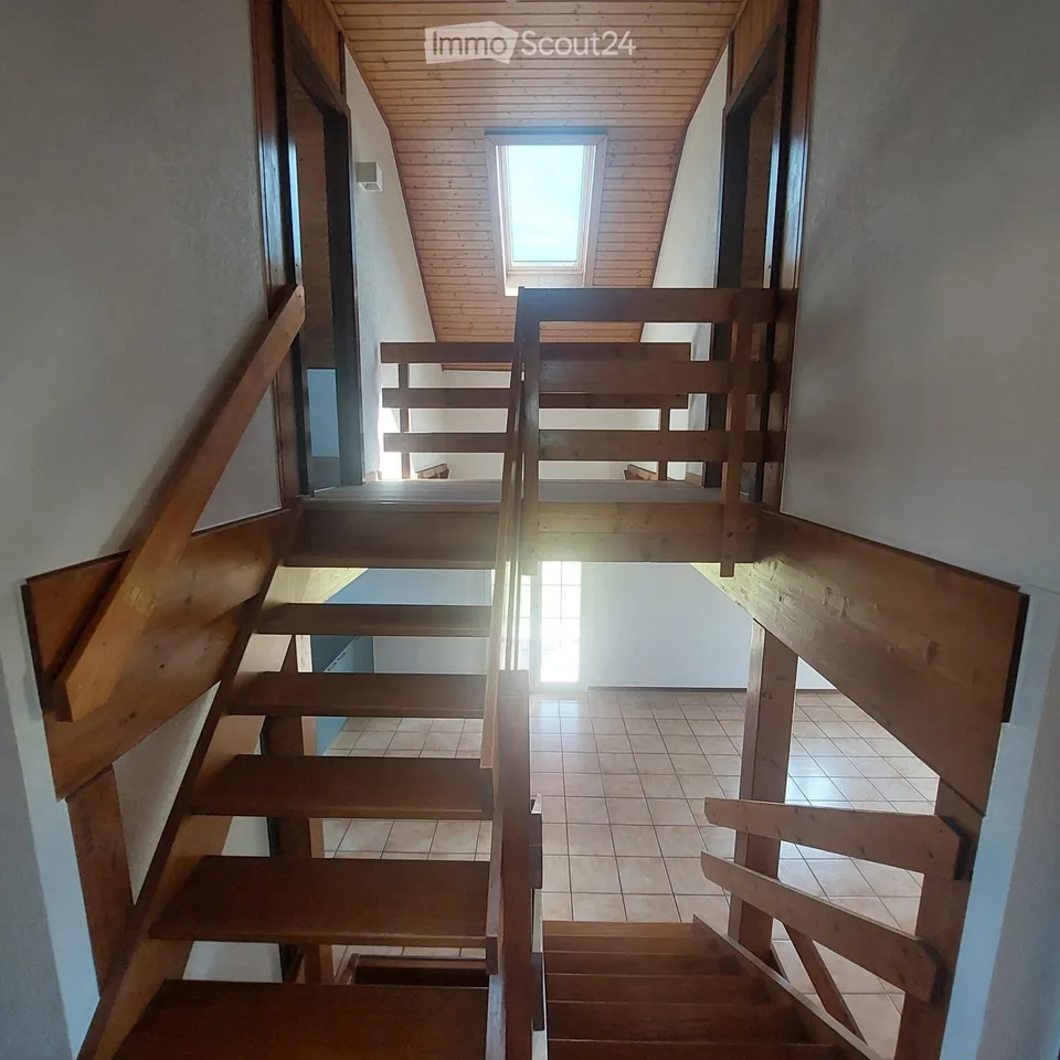 Freshly renovated 5½-room single-family house in Vesin