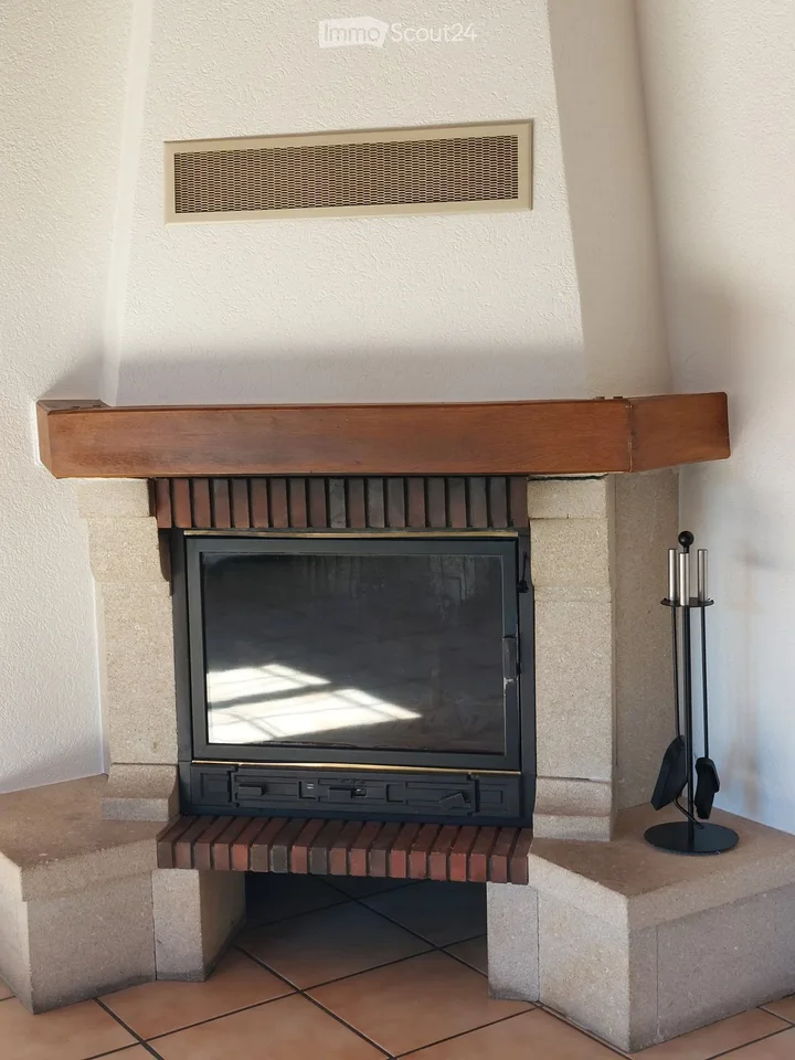 Freshly renovated 5½-room single-family house in Vesin