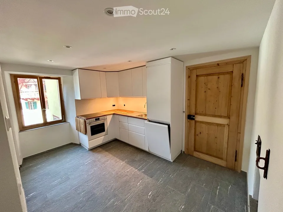 Appartement 2.5 pièces rénové avec amour dans un immeuble ancien