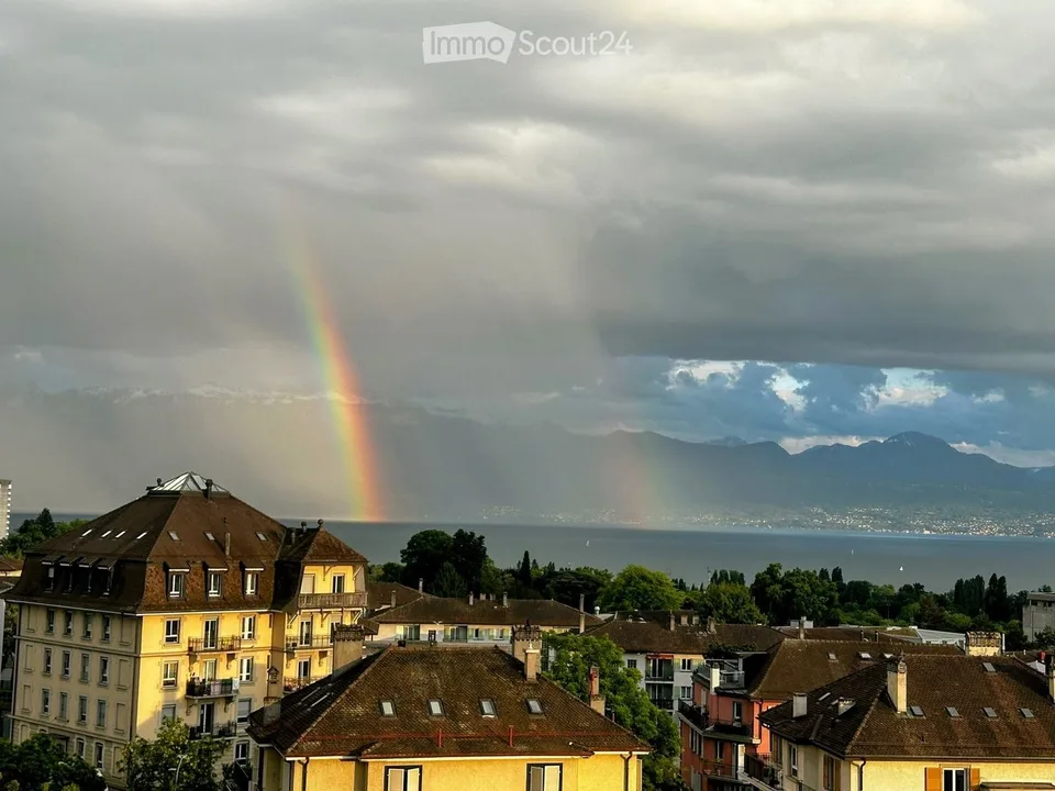 Wohnung mit 3.5 Zimmern und atemberaubendem Seeblick