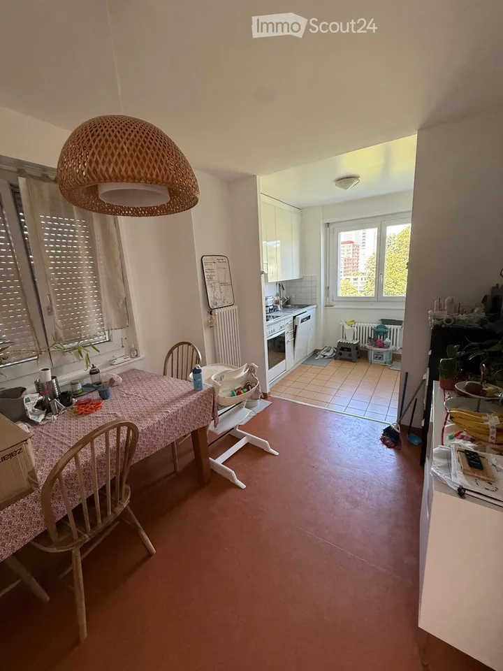 Wohnung mit 3.5 Zimmern und atemberaubendem Seeblick