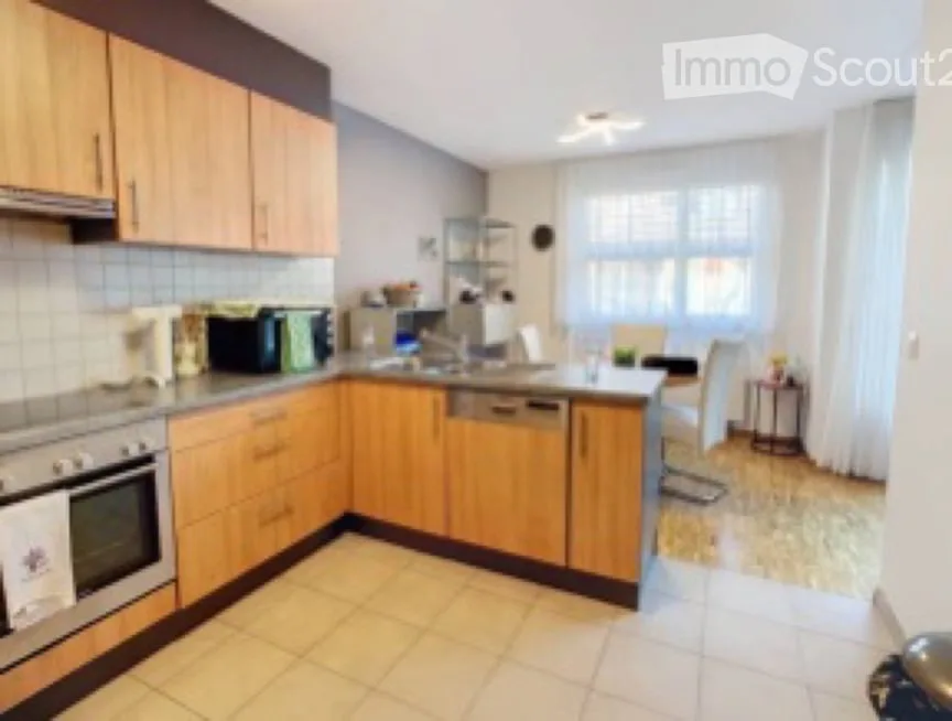 Large 3-room apartment 75m2 with balcony in Meyrin