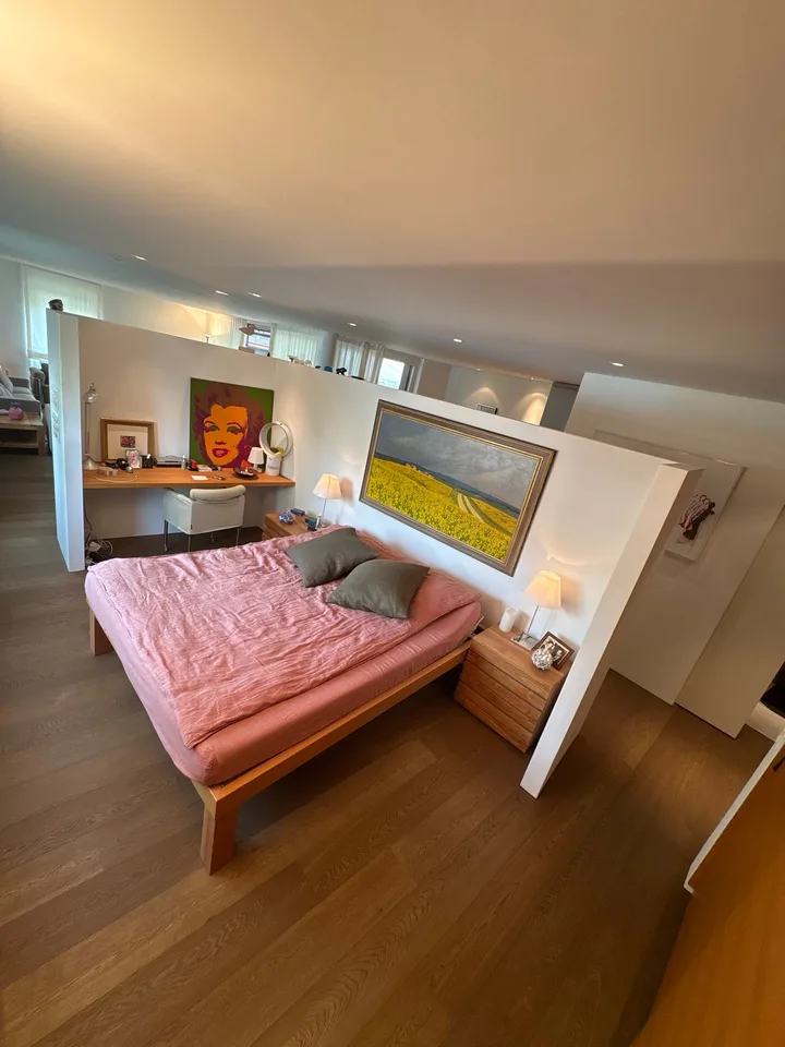 Möblierte 2.5-Zimmer-Wohnung mit Aussicht auf Zürichsee im Kreis 7 – Foto 10 von 21