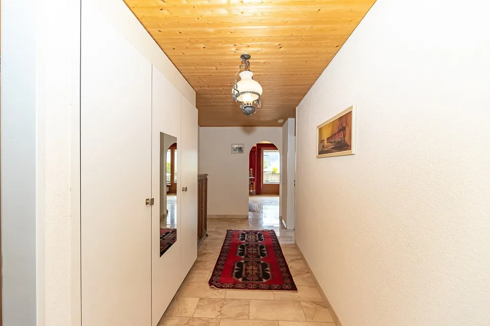 3.5 Zimmer-Wohnung an privilegierter Aussichtslage – Foto 9 von 13