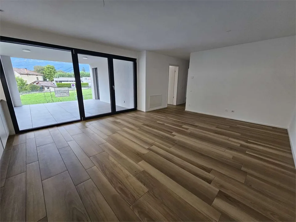 Cureglia, 3.5 Zimmer mit Terrasse zu vermieten