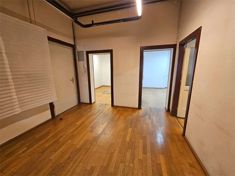 Lugano Zentrum, Gewerbefläche von 308 m² mit Büros und Produktionsbereich – Foto 10 von 12