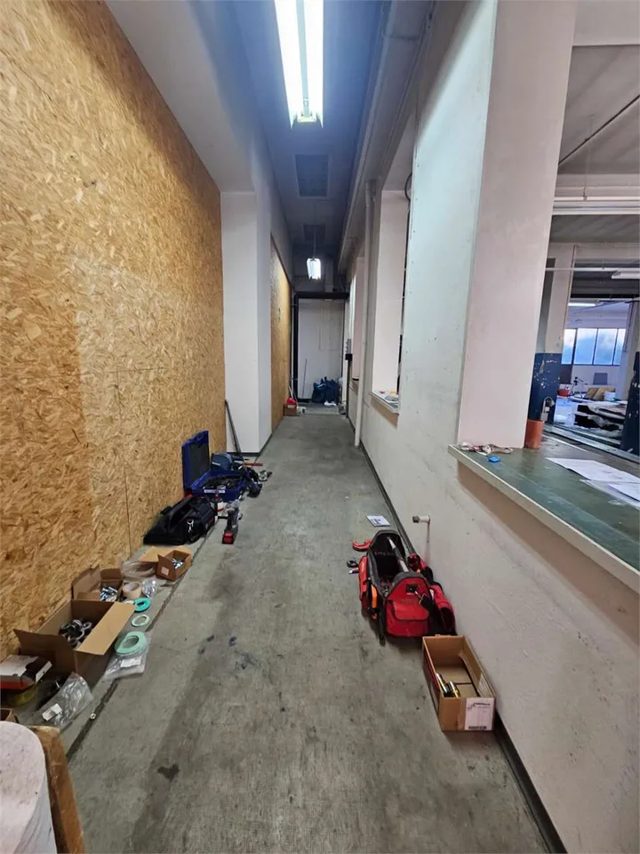 Lugano Zentrum, Gewerbefläche von 308 m² mit Büros und Produktionsbereich – Foto 8 von 12
