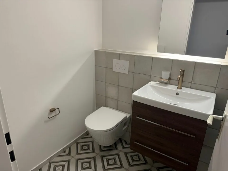 Appartement de 3,5 pièces rénové avec garage