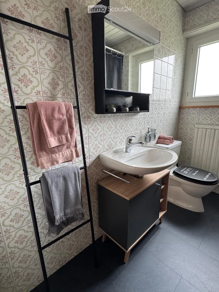 Möbliertes Haus zu vermieten