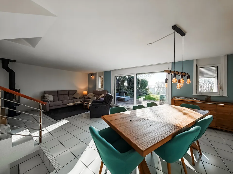 Zu Vermieten - Reihenhaus in Belmont