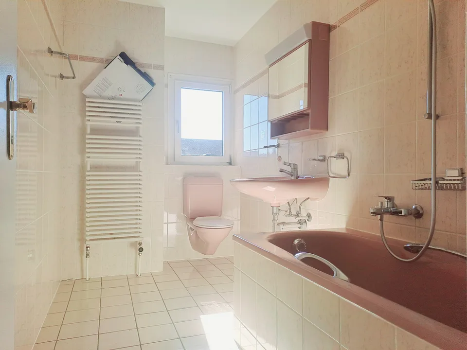 SAU 3, 2.5-room apartment with mezzanine