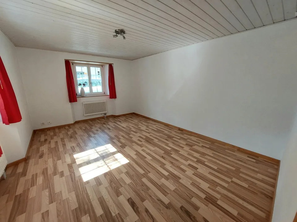 Spacieuse maison familiale de 5.5 pièces avec terrasse