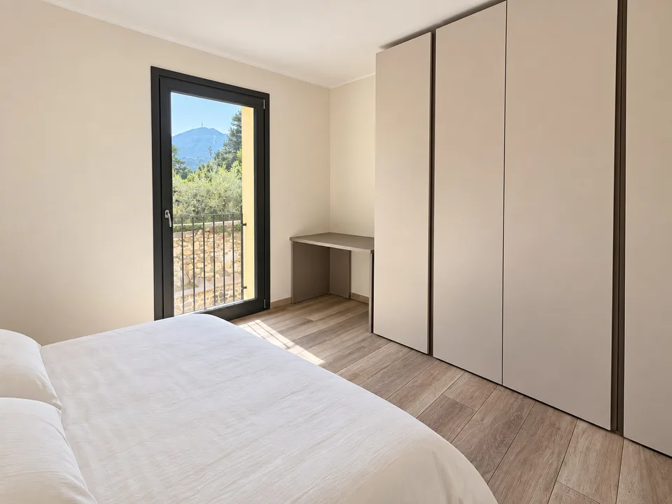 GRAVESANO – Appartement moderne 2.5 pièces, meublé et prêt à vivre
