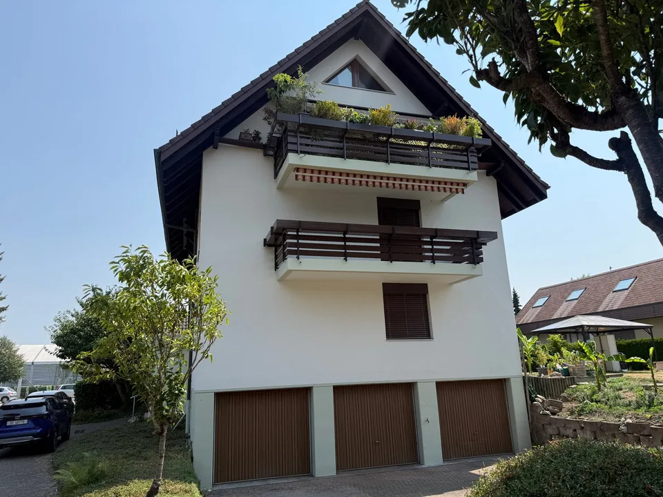 Appartamento ristrutturato di 4 locali con piscina/sauna comune e garage a Dotzigen – foto 17 di 17