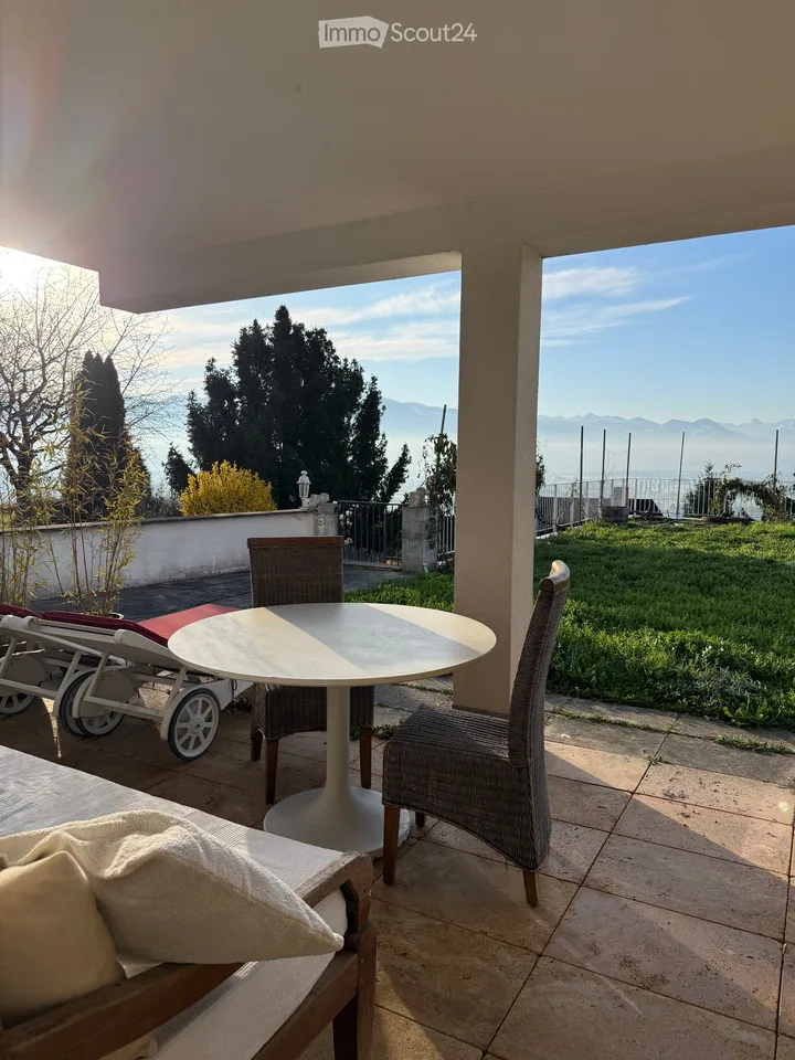 Moderne 1.5-Zimmer-Terrassenwohnung in Rebstein