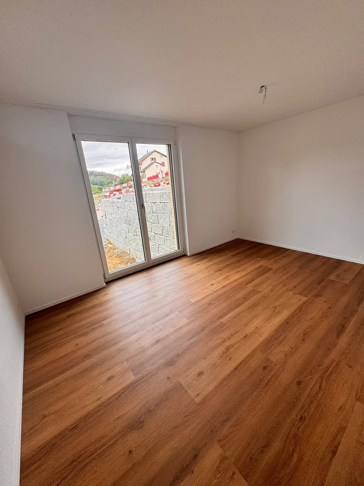 Wohnen der Extraklasse – exklusive 3.5-Zimmer-Terrassenwohnung am Buechenberg – Foto 7 von 16