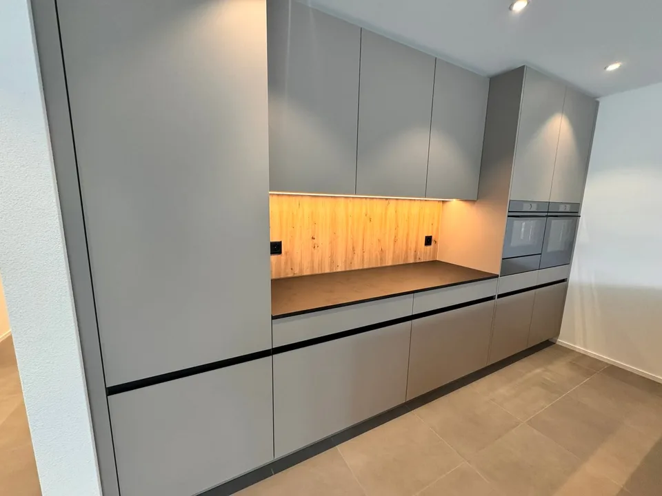 Wohnen der Extraklasse – exklusive 3.5-Zimmer-Terrassenwohnung am Buechenberg – Foto 2 von 16