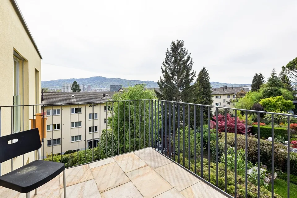 4.5 Zimmer Attikawohnung in Zürich – Foto 4 von 13