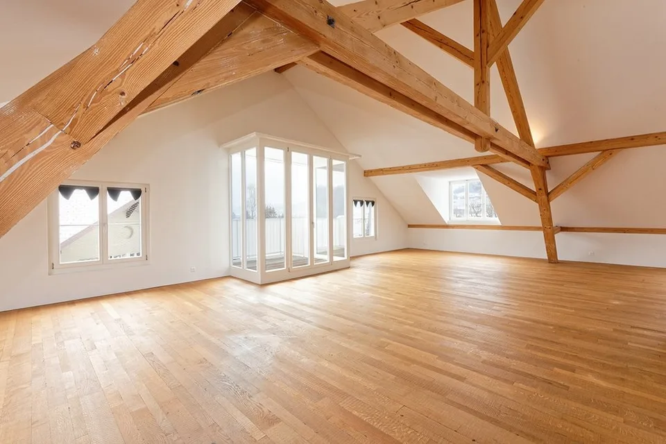 Loft eccezionale in posizione centrale nel cuore di Burgdorf