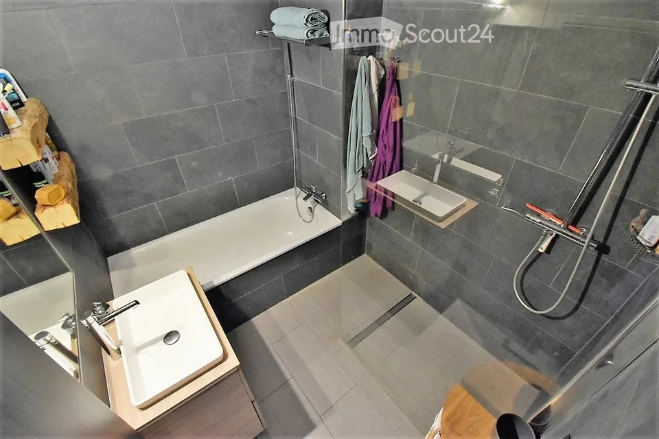 Schönes Apartment in Muraz zu vermieten