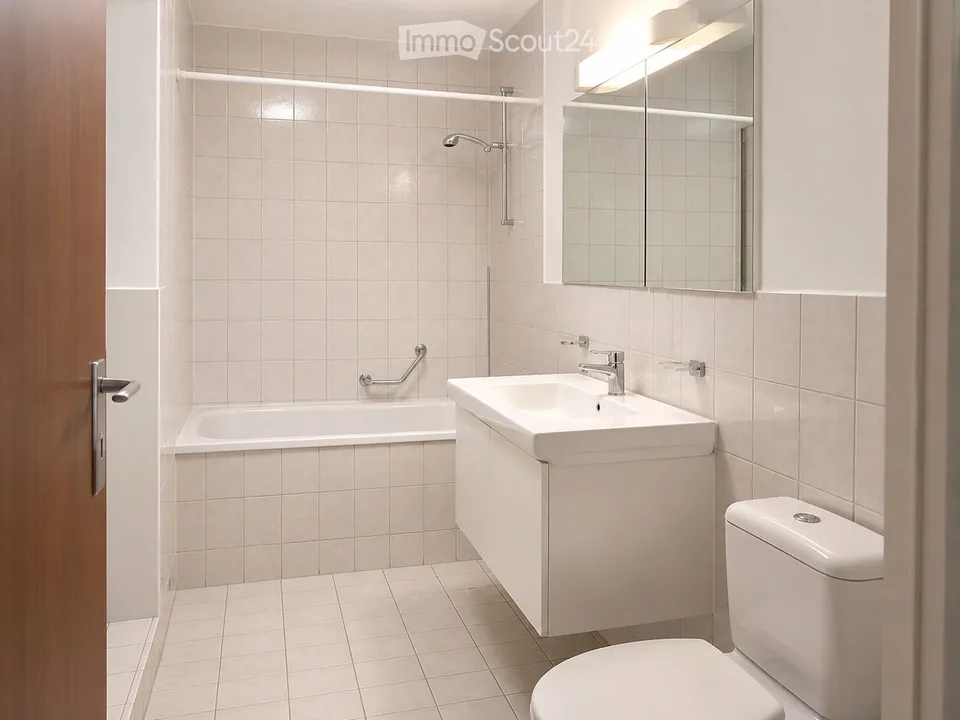 Bright 1.5-room apartment with balcony in Rorschach