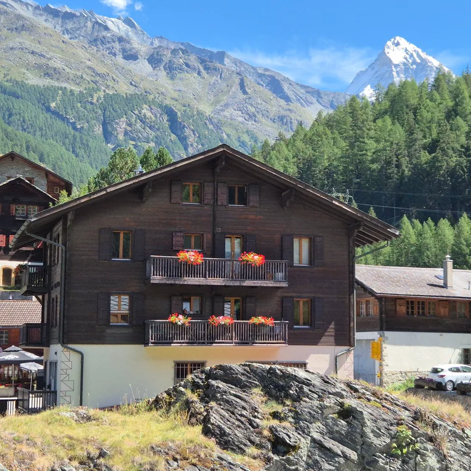 Teilweise renovierte Wohnung in einem charmanten Dorfhaus - Les Haudères – Foto 11 von 13