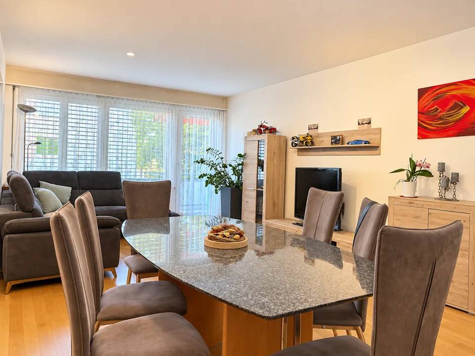 helle 4-Zimmer-Wohnung mit Balkon in Bettlach zu vermieten!
