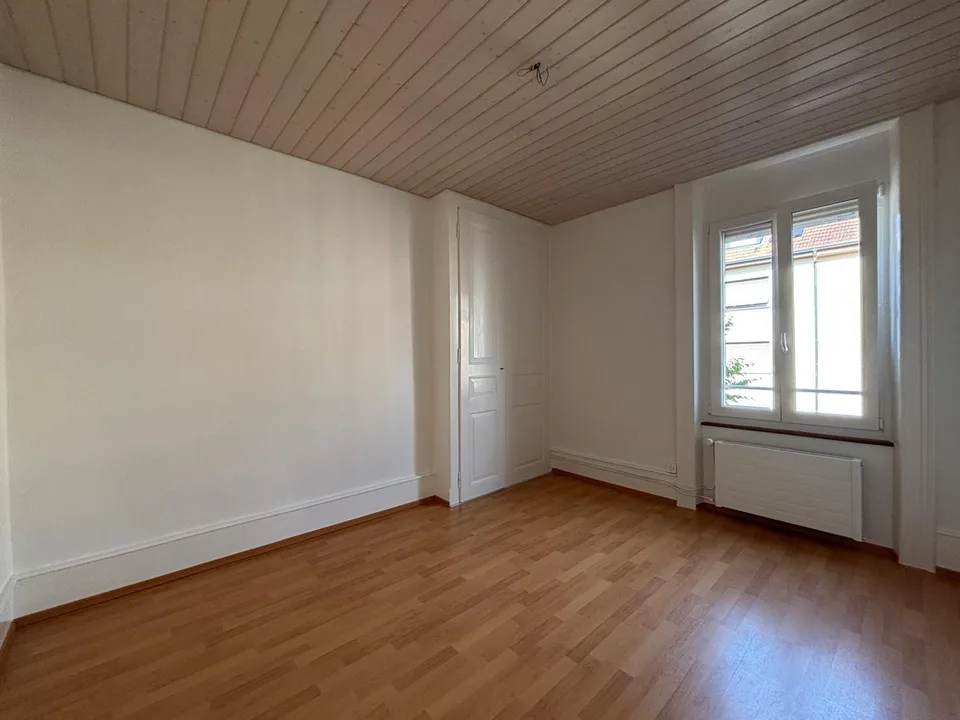 Affascinante appartamento di 3 locali in Nelkenstrasse 4, Biel – foto 7 di 8