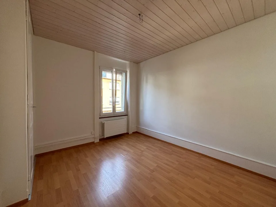 Affascinante appartamento di 3 locali in Nelkenstrasse 4, Biel – foto 6 di 8