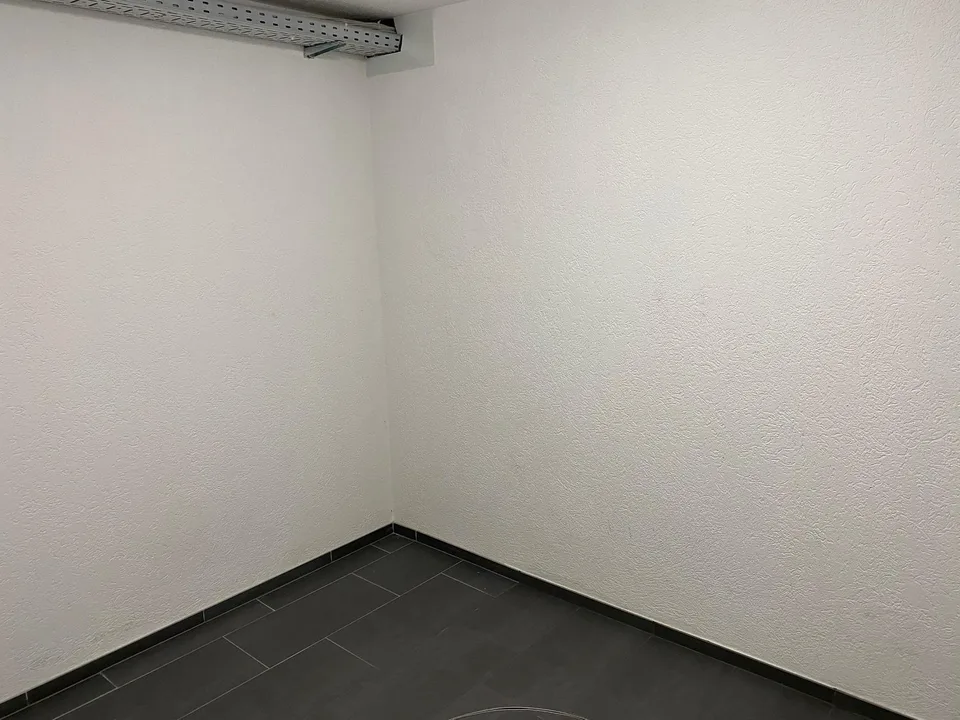 Salle de loisirs entièrement équipée en centre-ville – photo 2 sur 4
