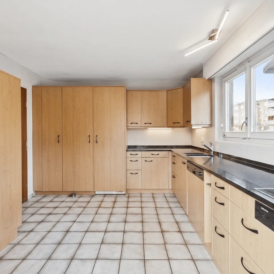 Attique 7.5 pièces – 154 m² habitables – Terrasse plein sud de 110 m² et vue panoramique – photo 6 sur 10