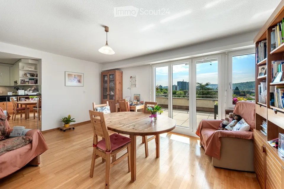 Sunny 3.5 room terrace apartment with Aare view