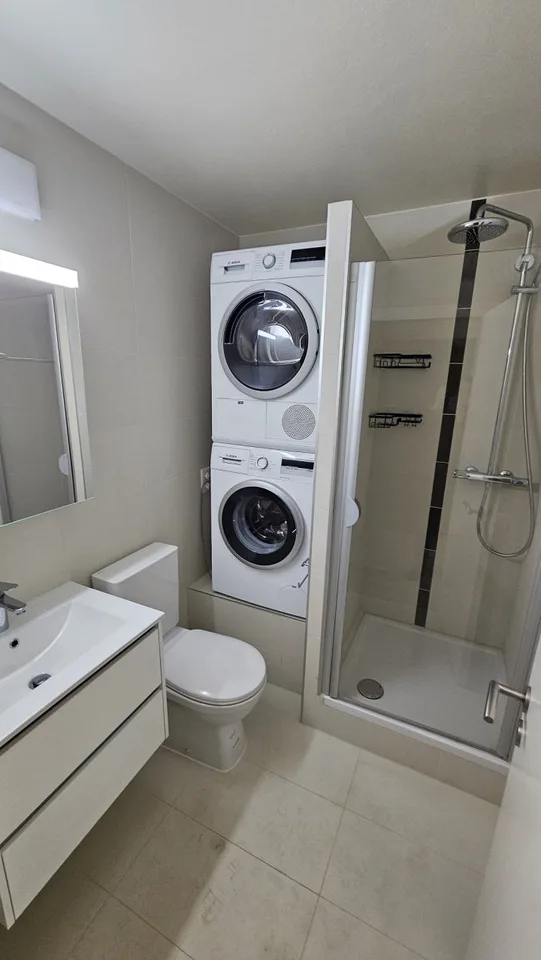 05744 - 4½-Zimmer-Wohnung 1. Miete netto angeboten - Grand-Rue 30 - Les Brenets